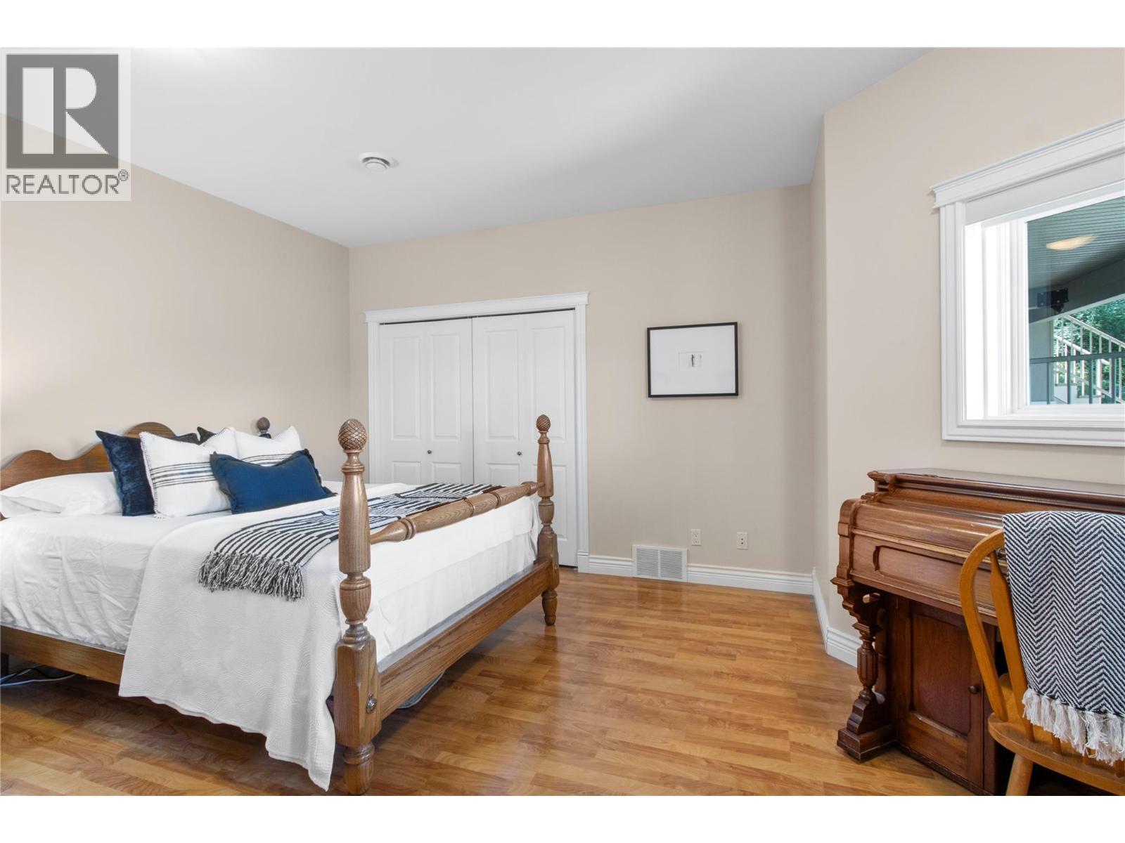 3011 Durham Road, Blind Bay, BC - Indoor Photo Showing Bedroom