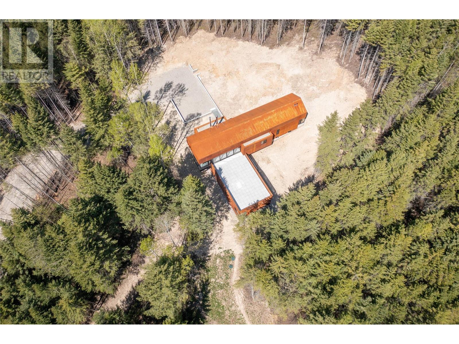 2060 Mcmurdo Road, Golden, BC - Outdoor With View