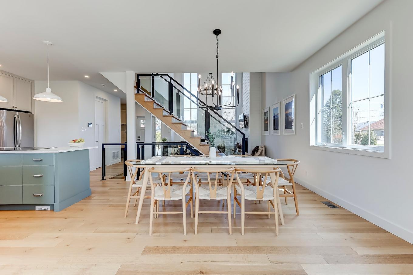 Salle à manger - 530 Rue Pierre-Lebeau, Farnham, QC - Indoor Photo Showing Dining Room