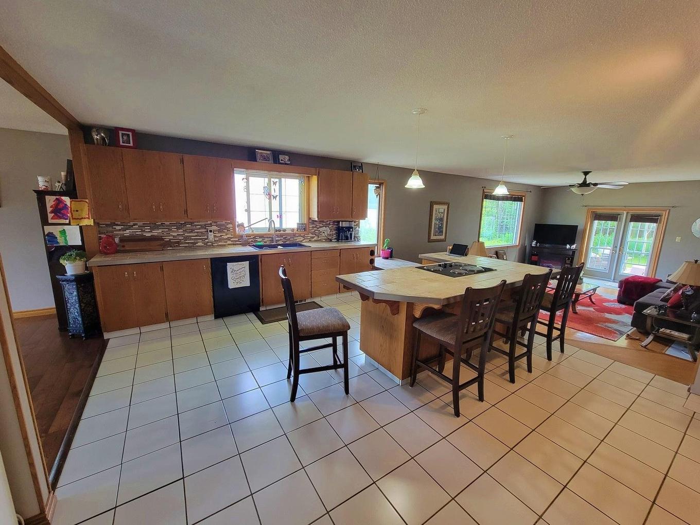 104 Centennial Drive, Schreiber, ON - Indoor