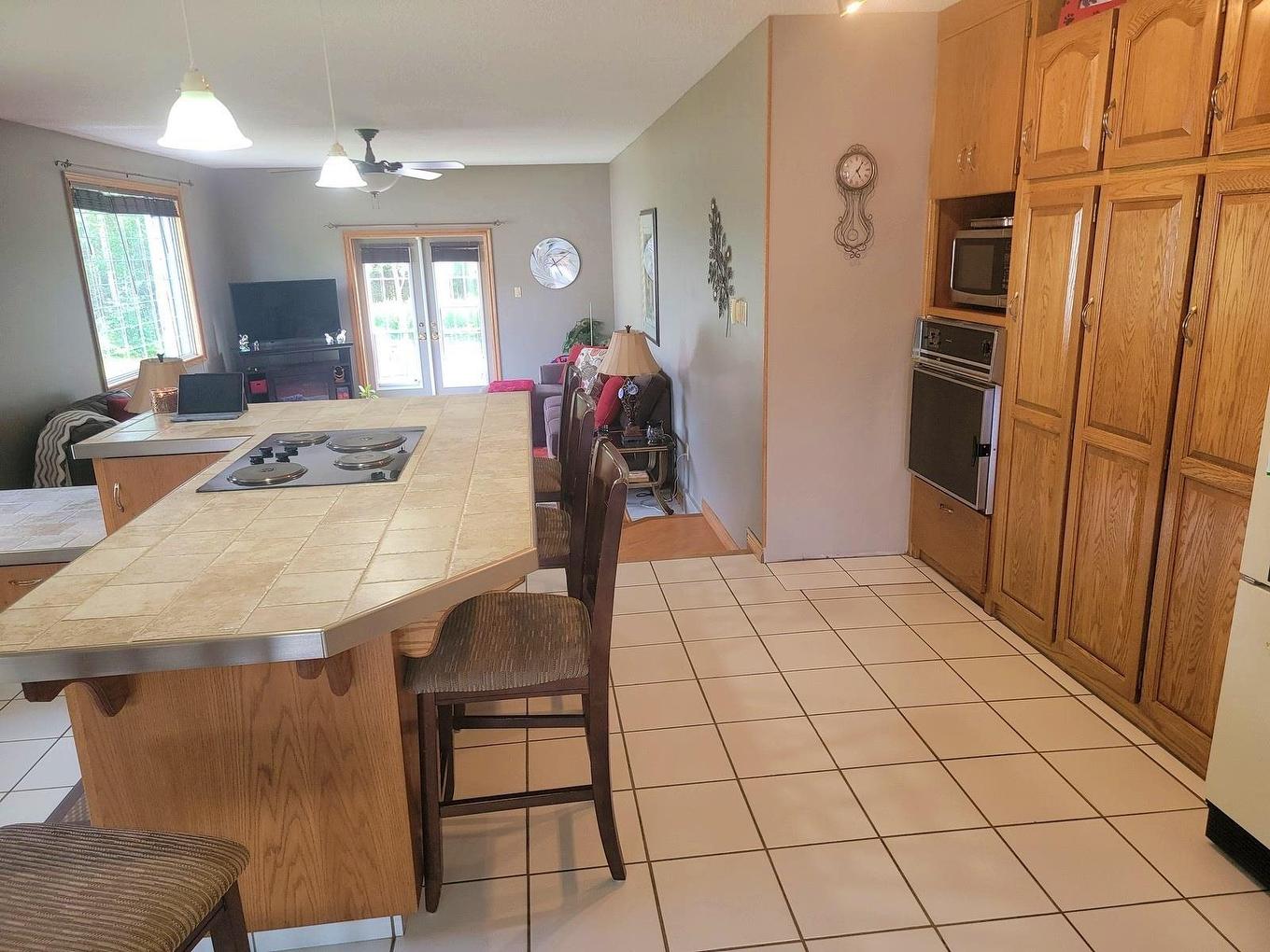 104 Centennial Drive, Schreiber, ON - Indoor Photo Showing Dining Room