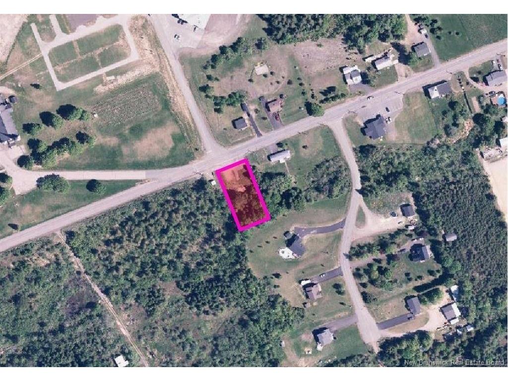 1768 Des Pionniers Ave, Balmoral, NB