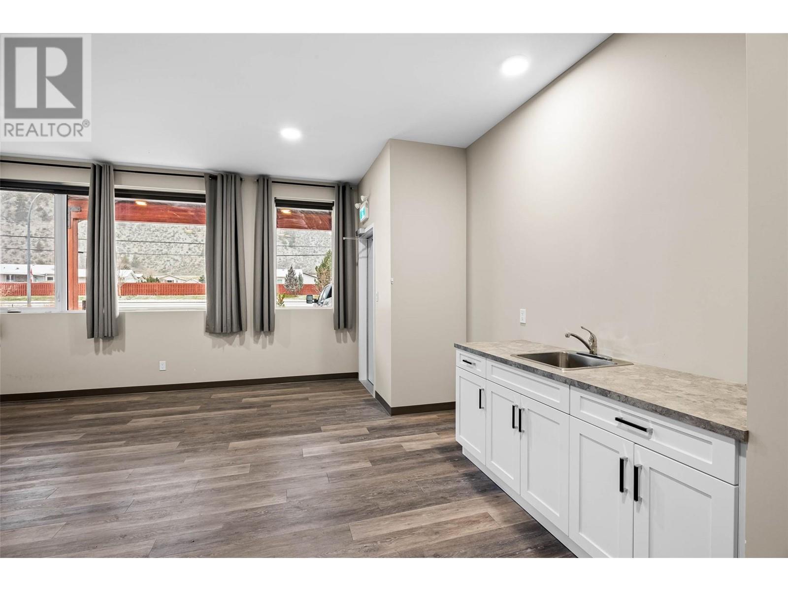 7450 Dallas Drive, Kamloops, BC