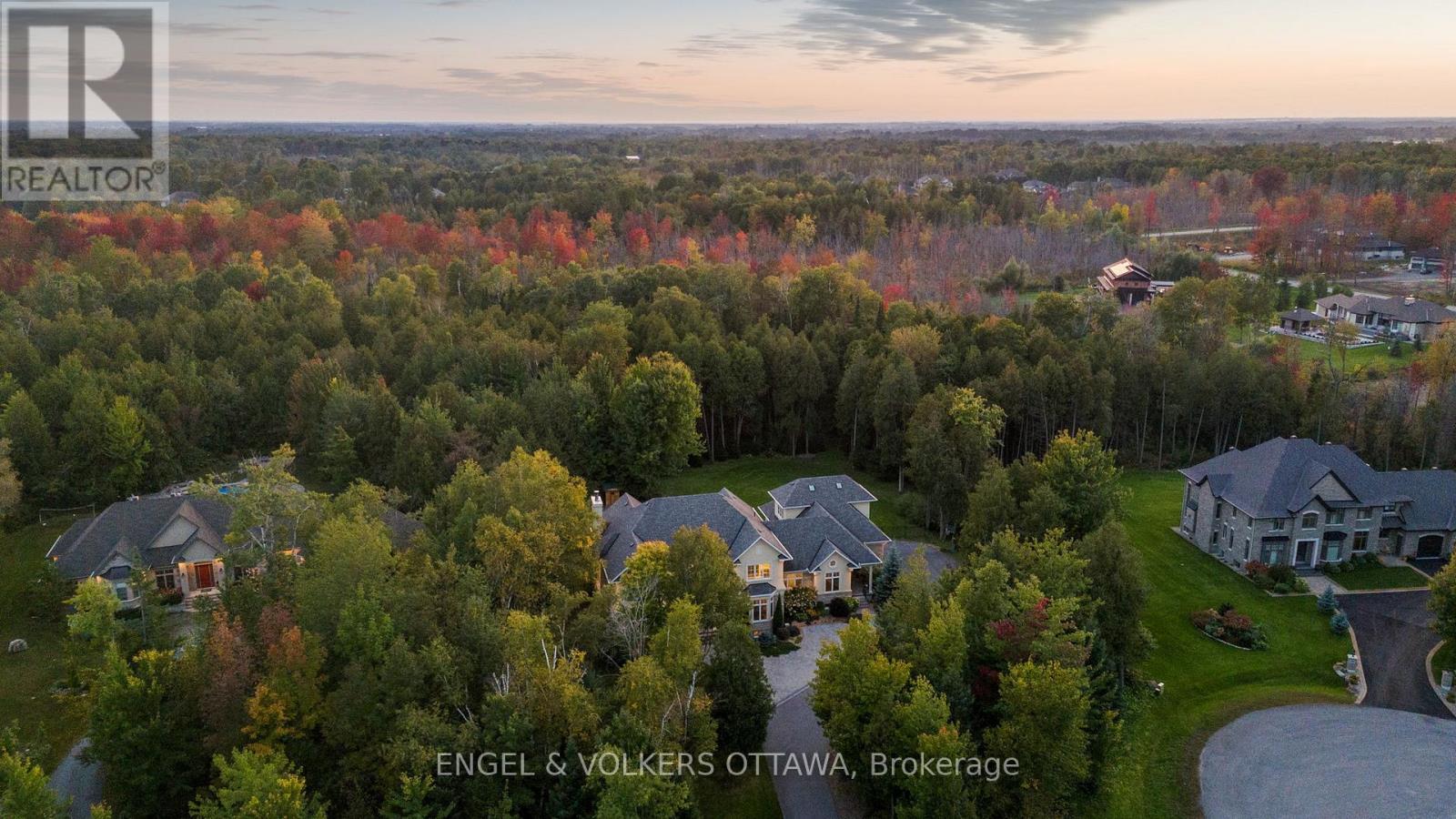 1408 Blackhorse Court, Ottawa, ON - Outdoor With View