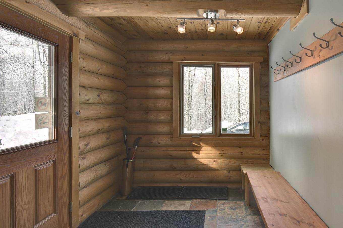 Hall - 615 Ch. Des Chantiers, Labelle, QC - Indoor Photo Showing Other Room