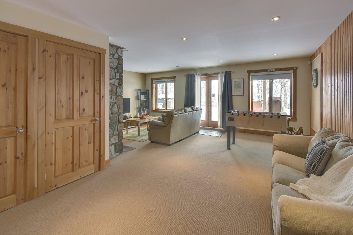 Family room - 615 Ch. Des Chantiers, Labelle, QC - Indoor