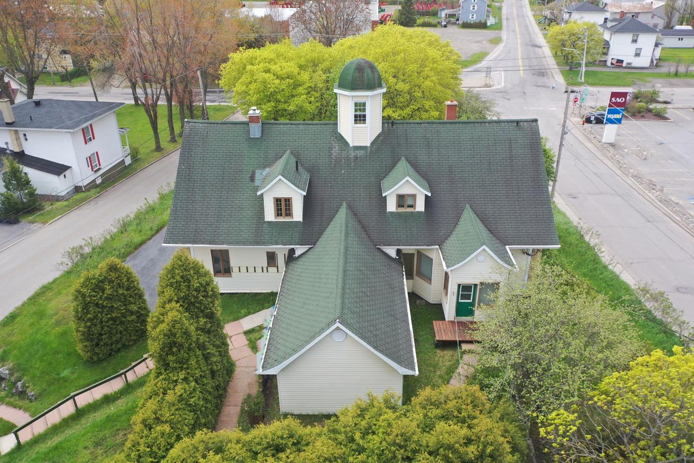 Aerial photo - 309 Rue Taché, Saint-Pascal, QC - Outdoor