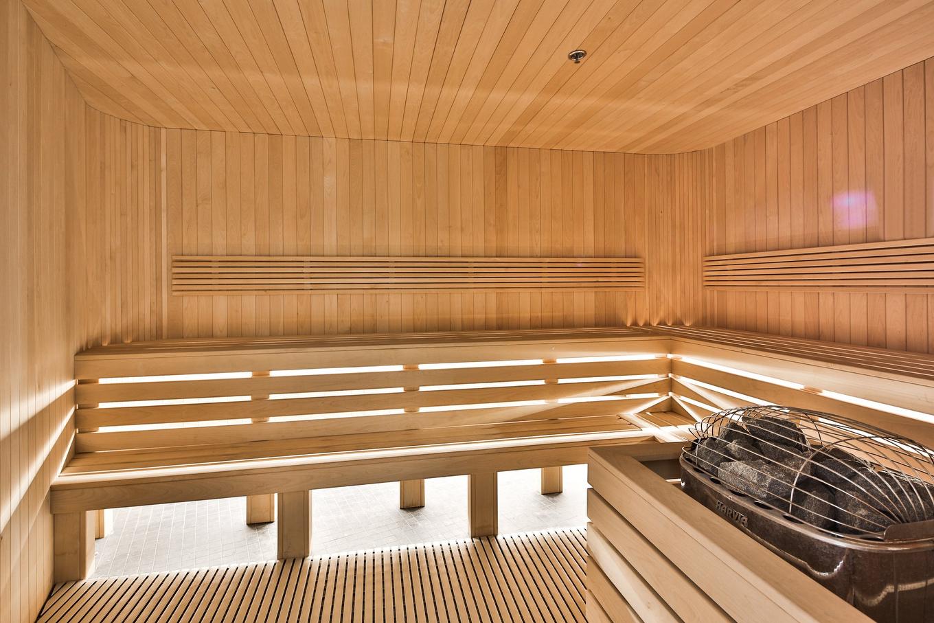 Sauna - 104-11 Côte Du Vésinet, Montréal (Outremont), QC - Indoor Photo Showing Other Room