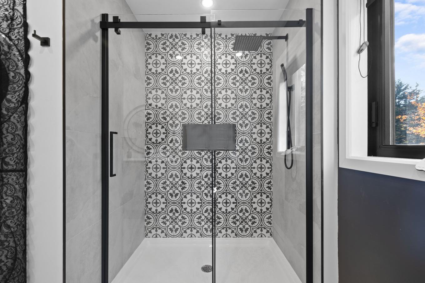 Bathroom - 50 Rue Des Cougars, Saint-Côme, QC - Indoor Photo Showing Bathroom