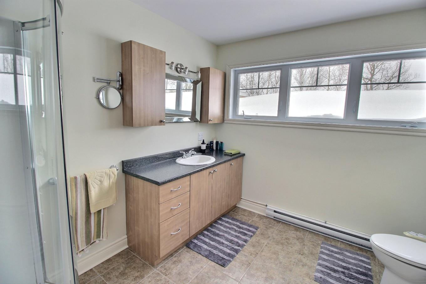 Bathroom - 402 Route Des Pionniers, Rouyn-Noranda, QC - Indoor Photo Showing Bathroom