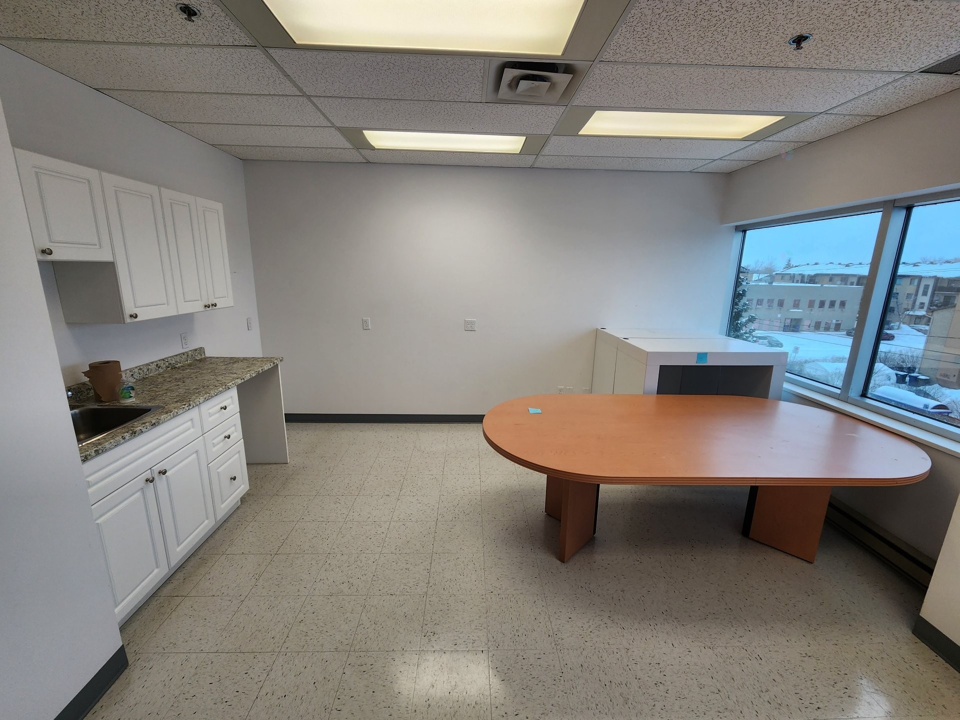 Coin-repas - 325-4650 Boul. Des Laurentides, Laval (Vimont), QC - Indoor Photo Showing Other Room