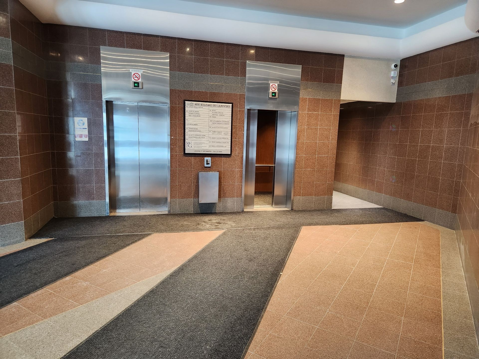 Hall d'entrée/Vestibule - 325-4650 Boul. Des Laurentides, Laval (Vimont), QC - Indoor Photo Showing Other Room