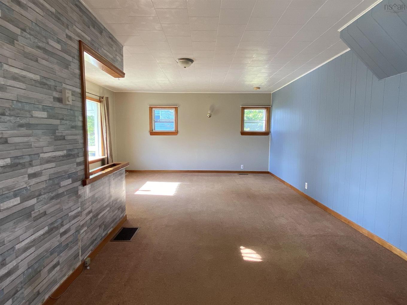 8394 Highway 3, Port Mouton, NS