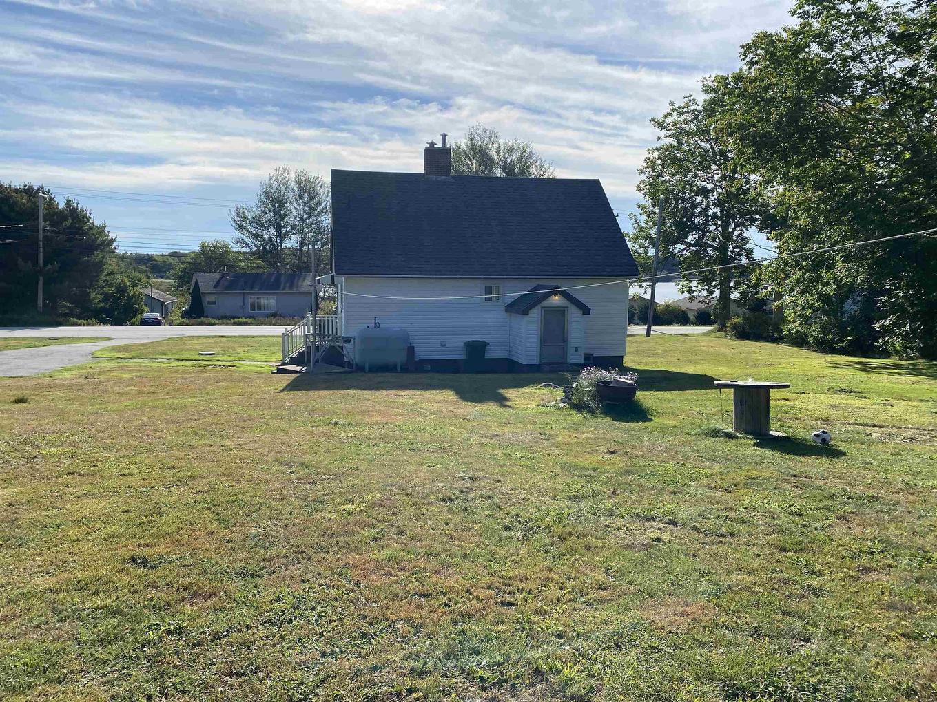 8394 Highway 3, Port Mouton, NS