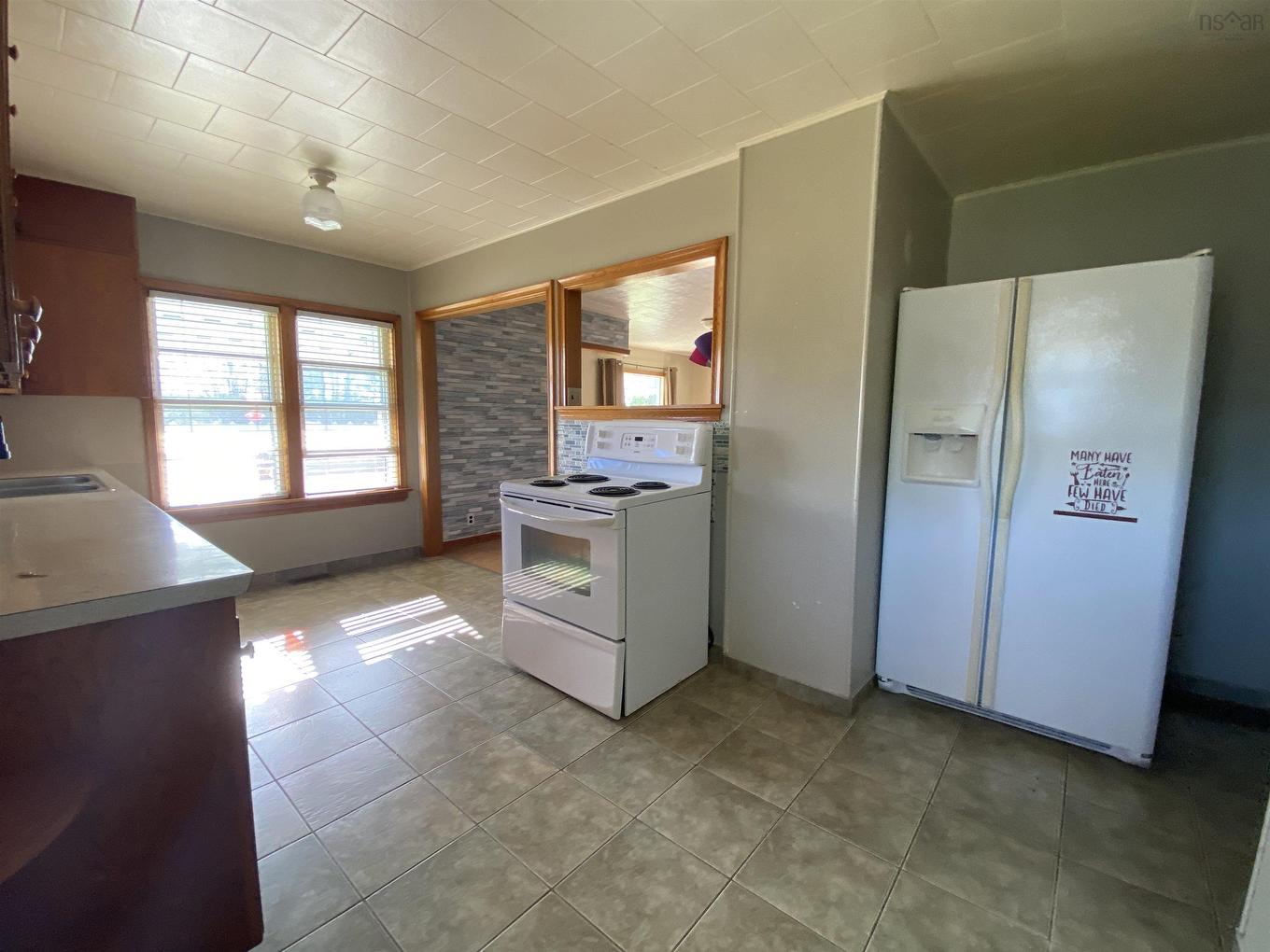 8394 Highway 3, Port Mouton, NS