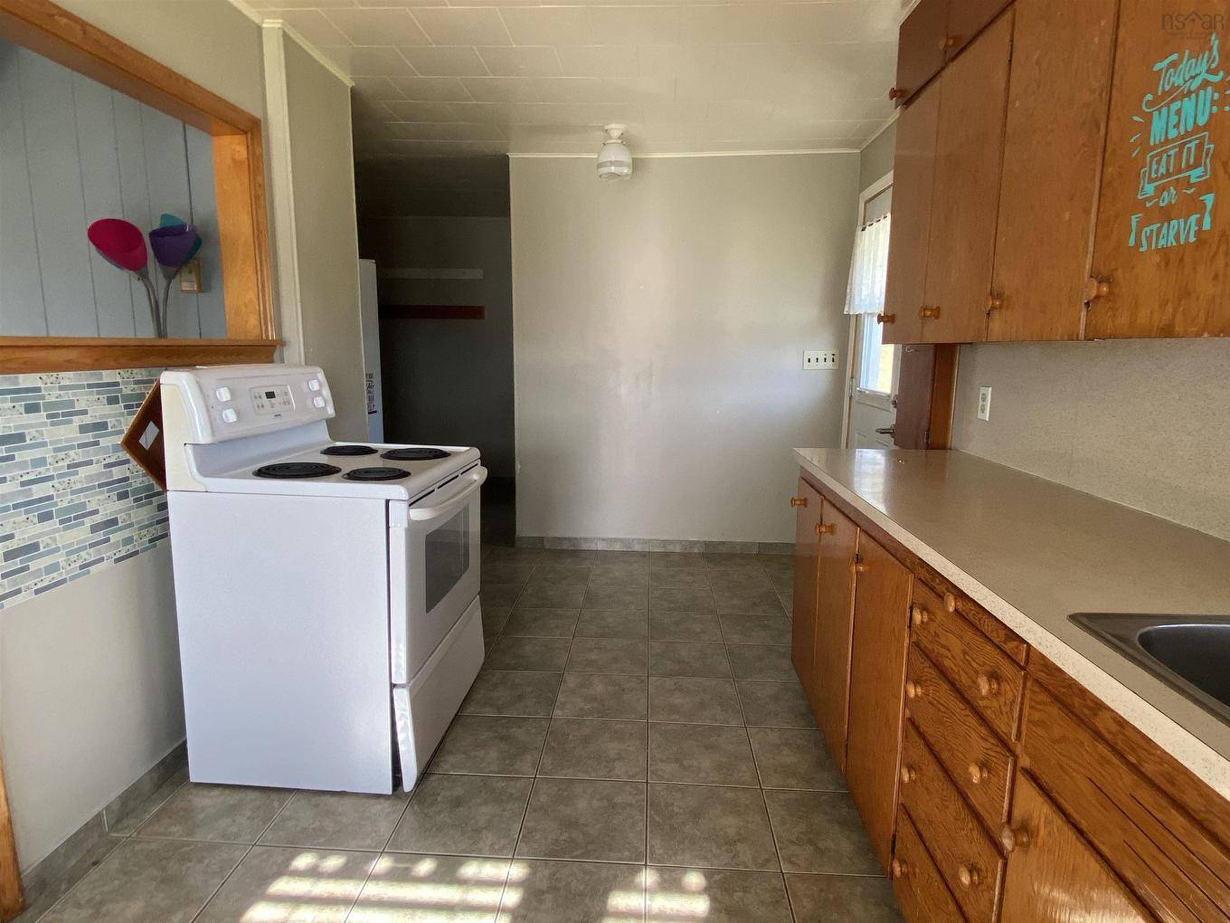 8394 Highway 3, Port Mouton, NS