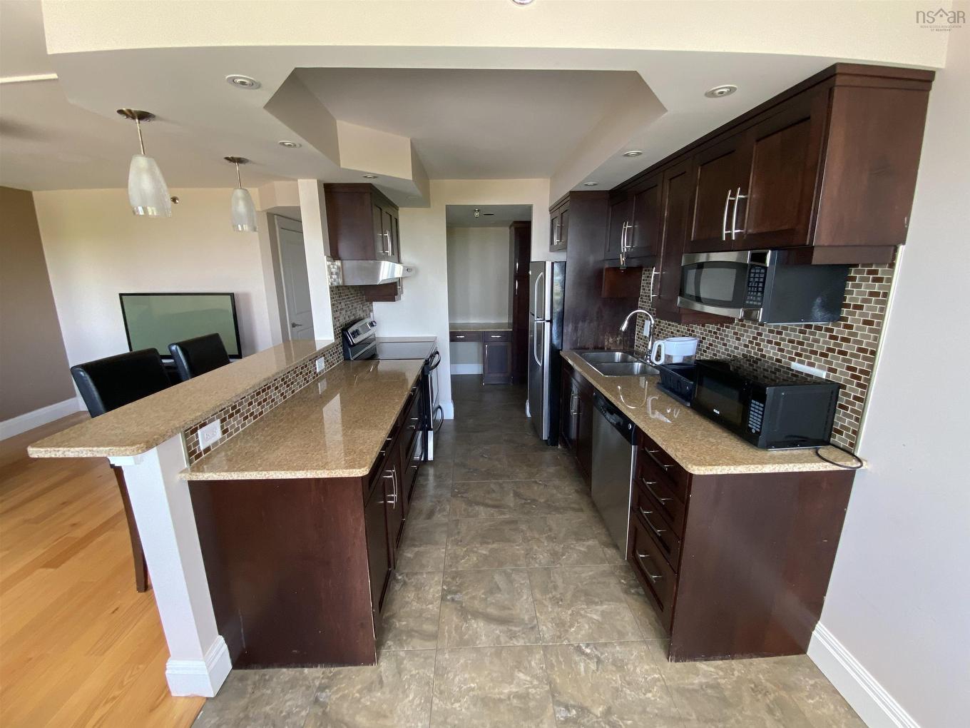 619 45 Vimy Avenue, Halifax, NS