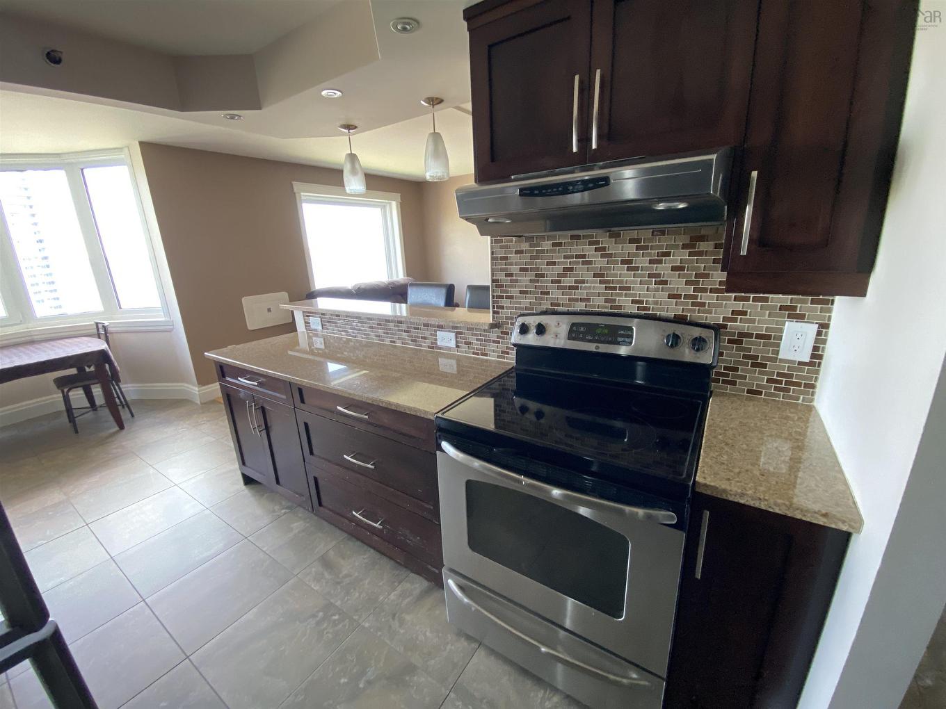 619 45 Vimy Avenue, Halifax, NS