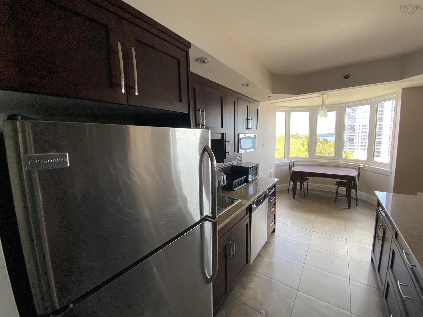 619 45 Vimy Avenue, Halifax, NS