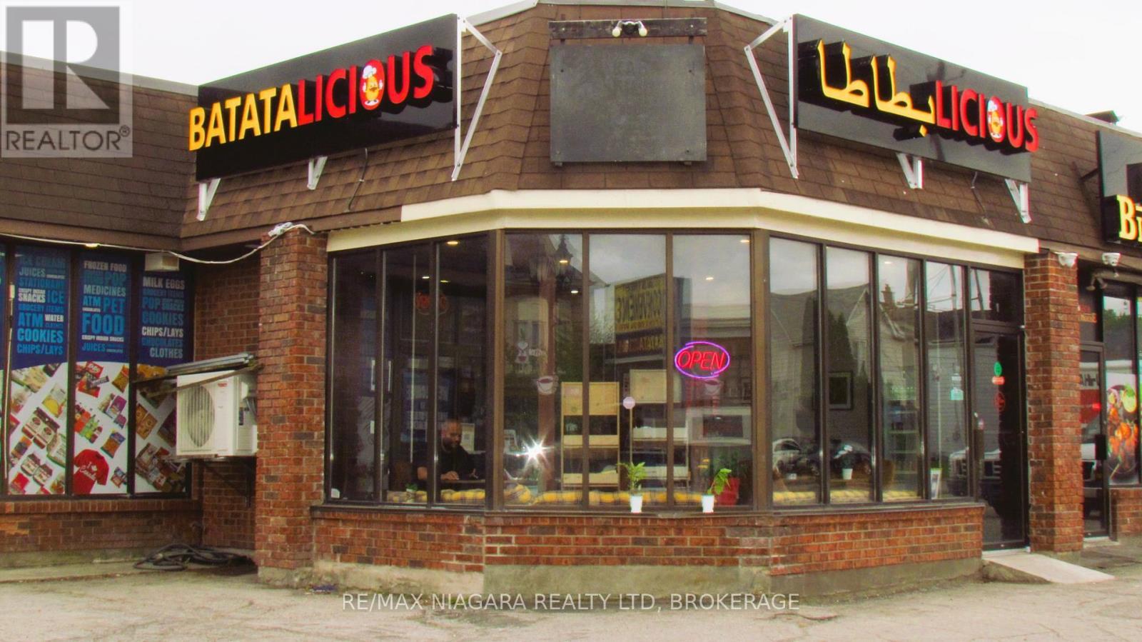 2 - 6119 Main Street, Niagara Falls (Dorchester), ON