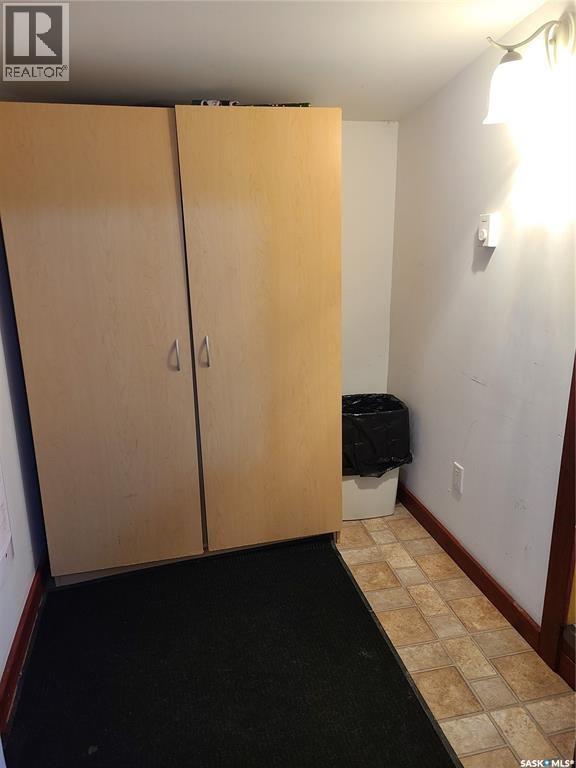 48 Main Street, Manor, SK - Indoor Photo Showing Other Room
