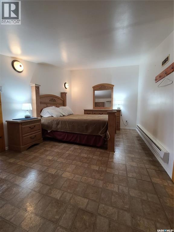 48 Main Street, Manor, SK - Indoor Photo Showing Bedroom