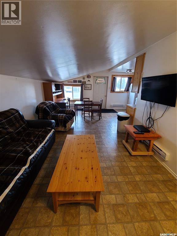 48 Main Street, Manor, SK - Indoor