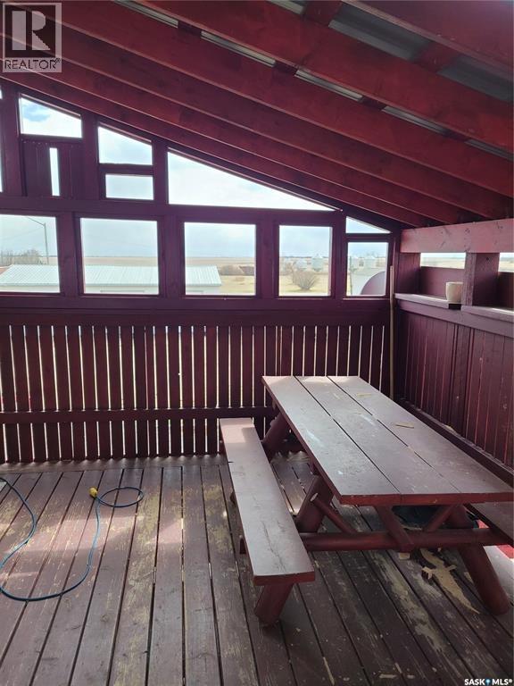 48 Main Street, Manor, SK - Indoor Photo Showing Other Room