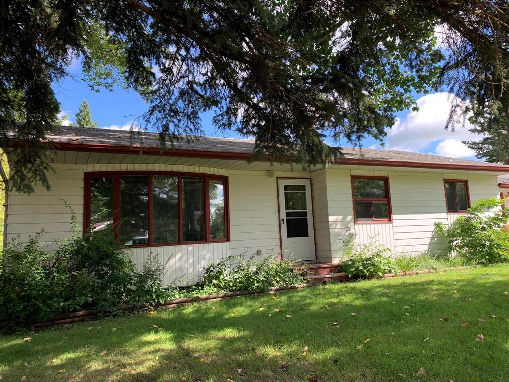 57 Jamaica Street, Gladstone, MB - Outdoor