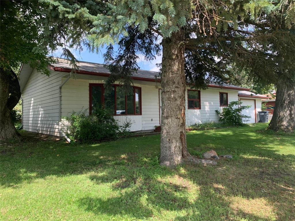 57 Jamaica Street, Gladstone, MB - Outdoor