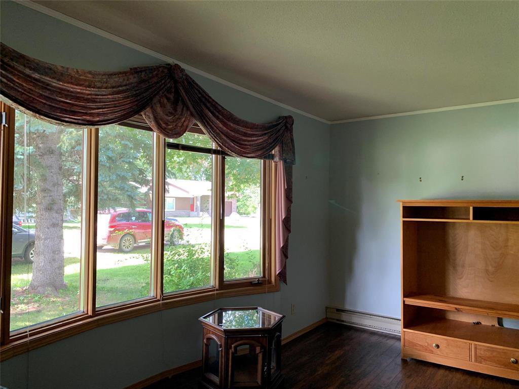 57 Jamaica Street, Gladstone, MB - Indoor Photo Showing Other Room