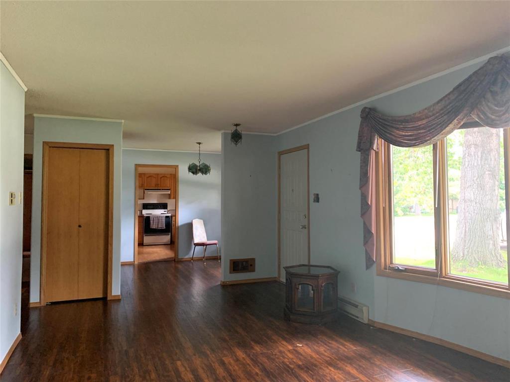 57 Jamaica Street, Gladstone, MB - Indoor Photo Showing Other Room