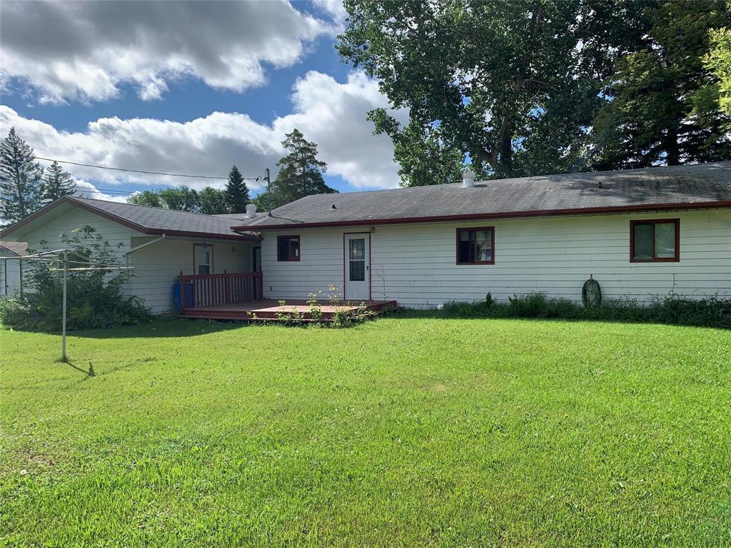 57 Jamaica Street, Gladstone, MB - Outdoor