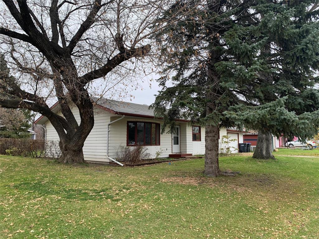 57 Jamaica Street, Gladstone, MB - Outdoor