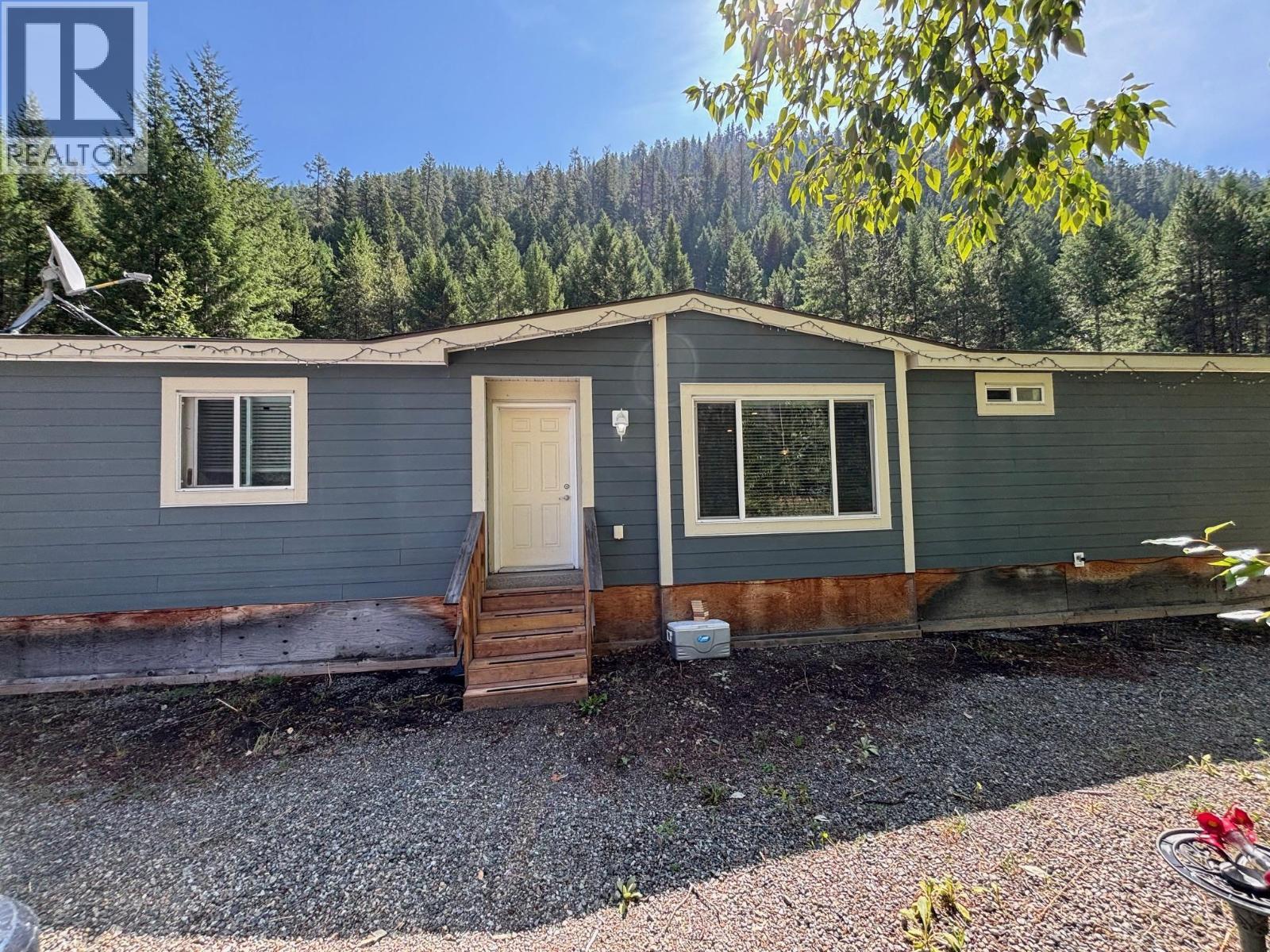 3520 33 Highway, Westbridge, BC