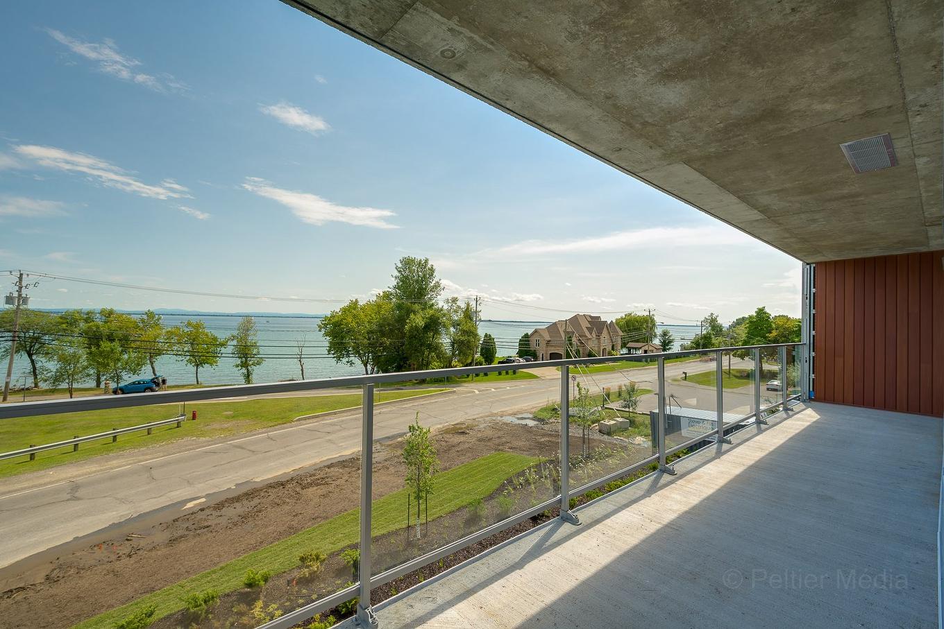 Balcon - 316-170 Rue Principale, Saint-Zotique, QC - Outdoor With Body Of Water With View With Exterior