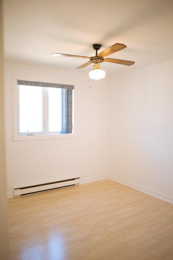 Chambre à coucher - 965 Rue Père-Marquette, Trois-Rivières, QC - Indoor Photo Showing Other Room