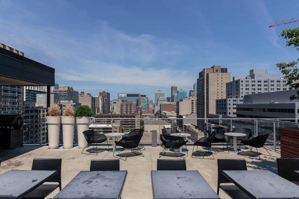 View - 907-1414 Rue Chomedey, Montréal (Ville-Marie), QC - Outdoor With View