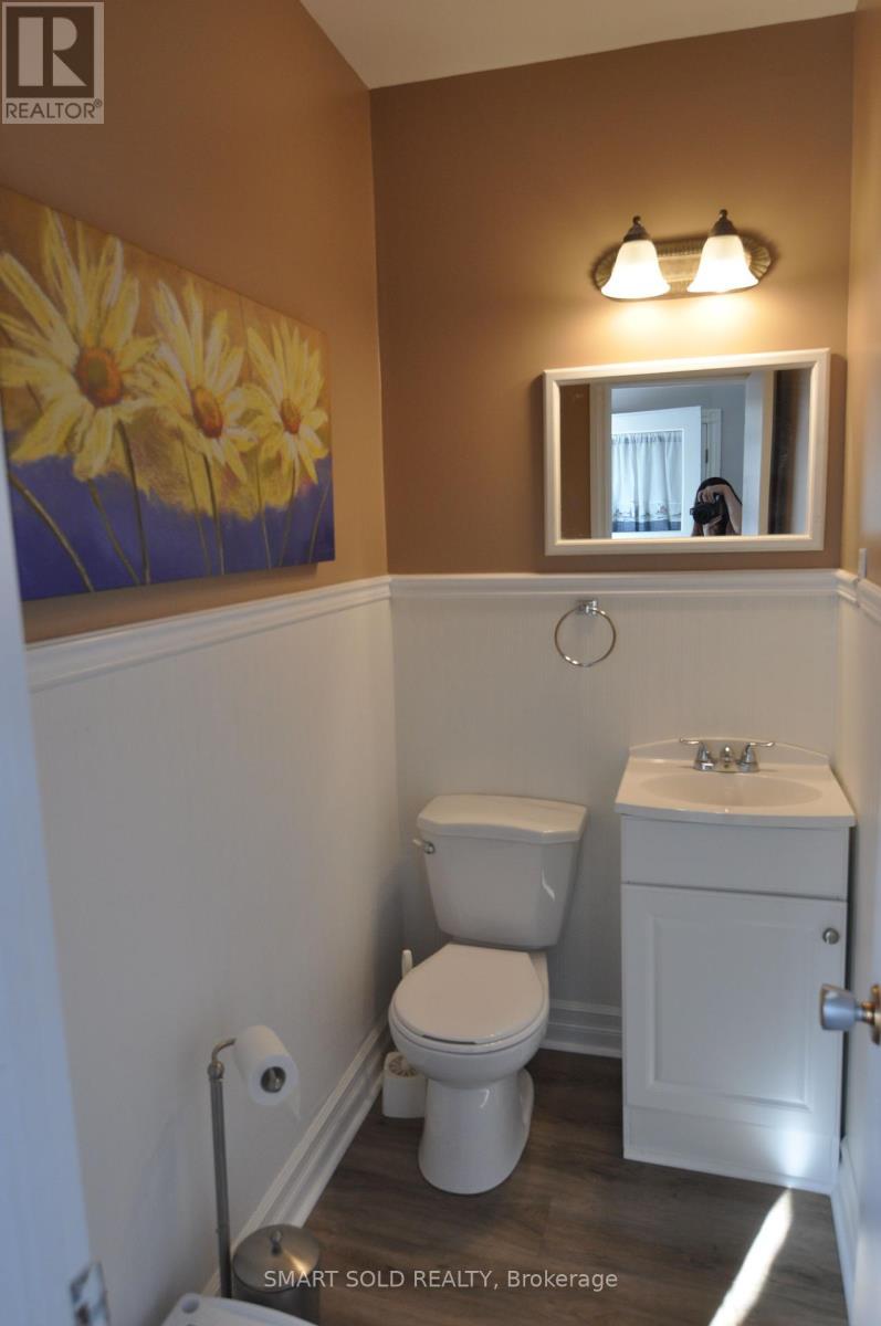 75 Lake Avenue, Ramara, ON - Indoor Photo Showing Bathroom
