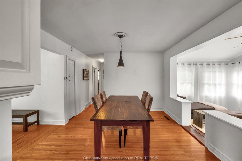 7677 Riverview Line, Chatham, ON