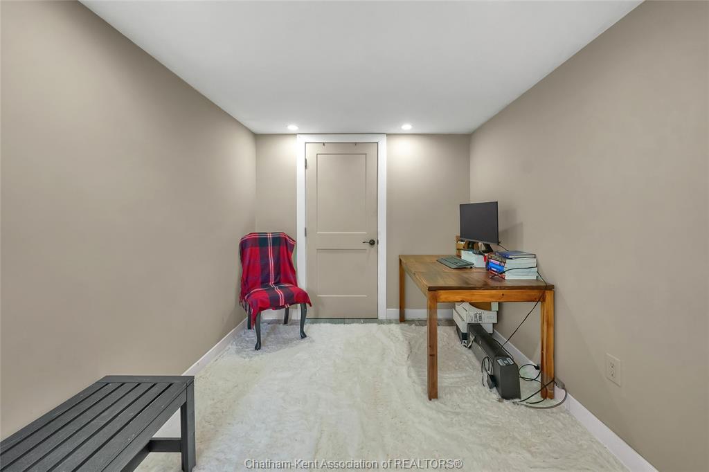 7677 Riverview Line, Chatham, ON