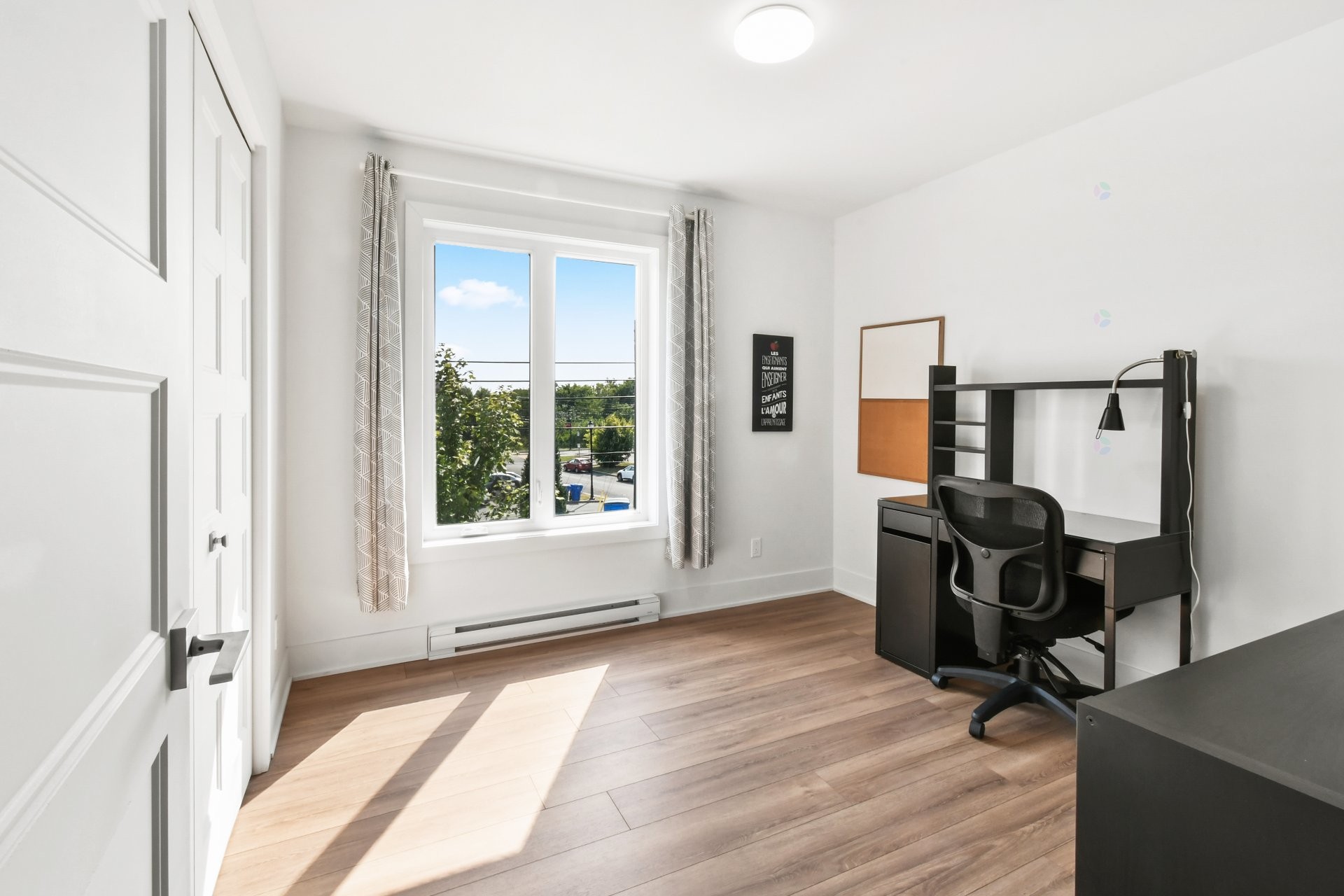 Chambre à coucher - 301-60 Rue Chénier, Saint-Philippe, QC - Indoor Photo Showing Office