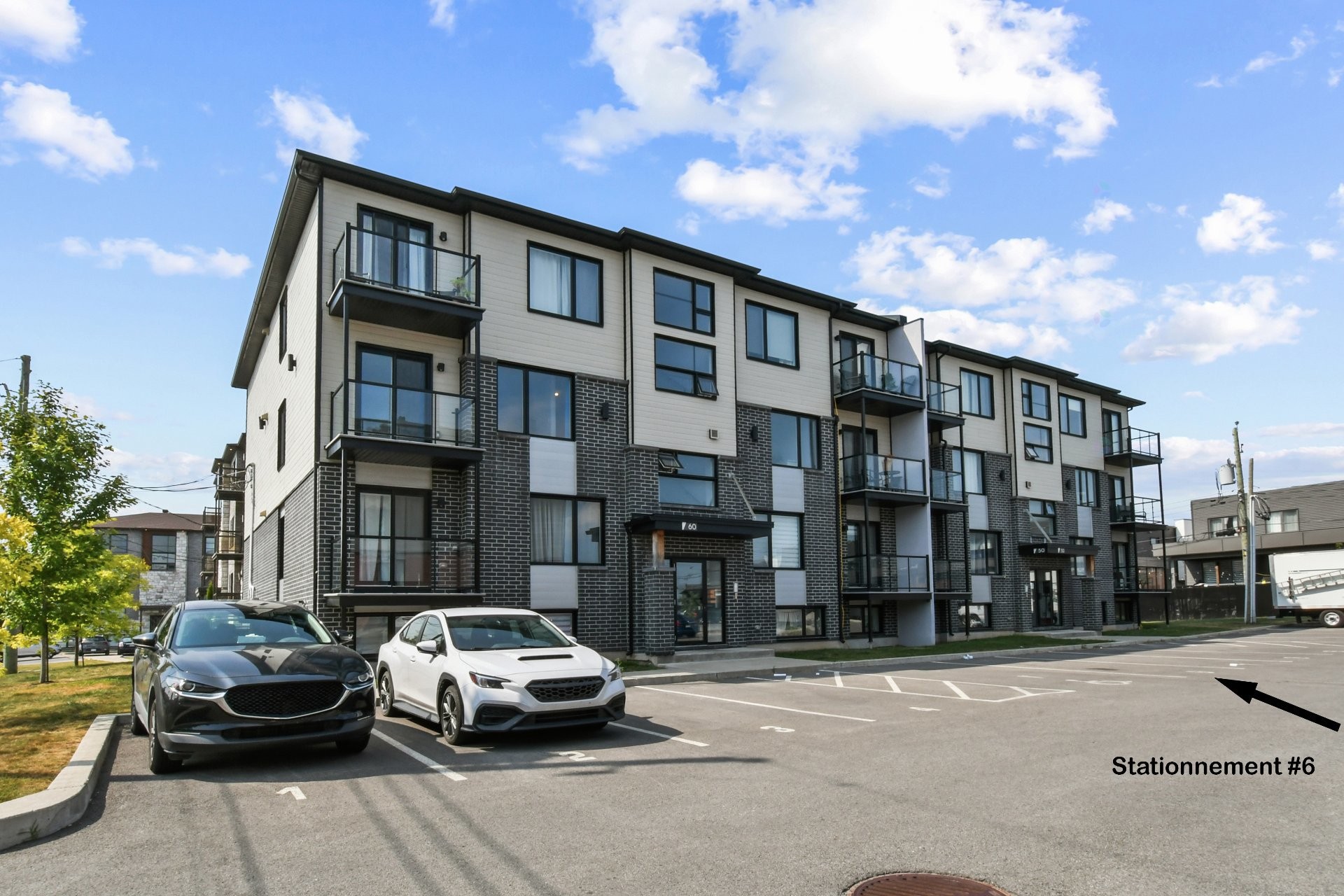 Stationnement - 301-60 Rue Chénier, Saint-Philippe, QC - Outdoor With Facade