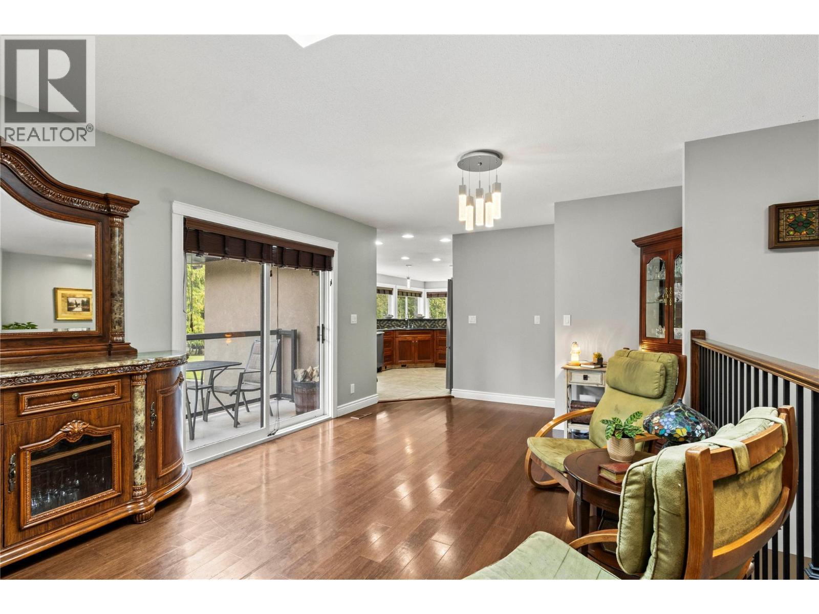 2746 Balmoral Road, Blind Bay, BC - Indoor Photo Showing Living Room With Fireplace