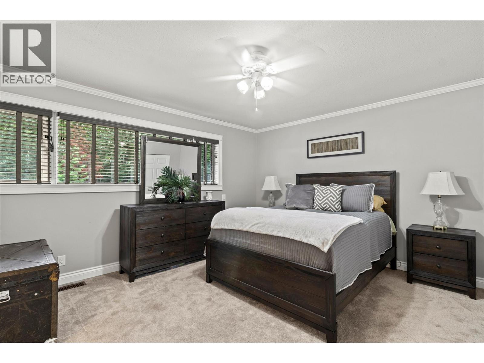 2746 Balmoral Road, Blind Bay, BC - Indoor Photo Showing Bedroom