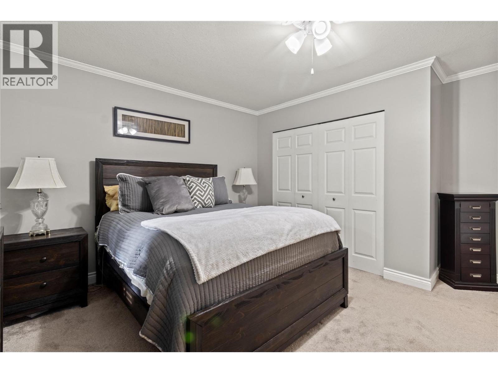 2746 Balmoral Road, Blind Bay, BC - Indoor Photo Showing Bedroom