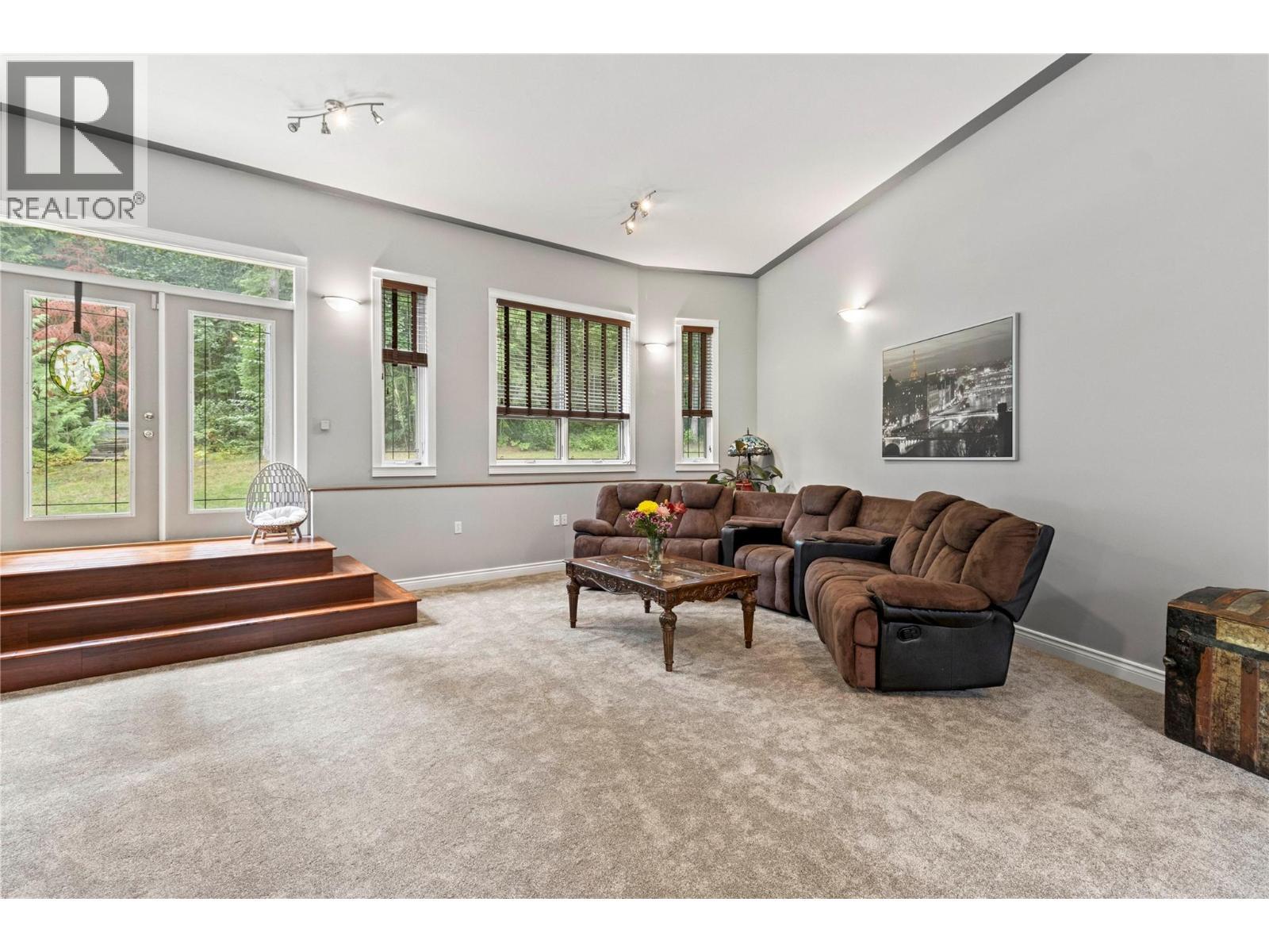 2746 Balmoral Road, Blind Bay, BC - Indoor