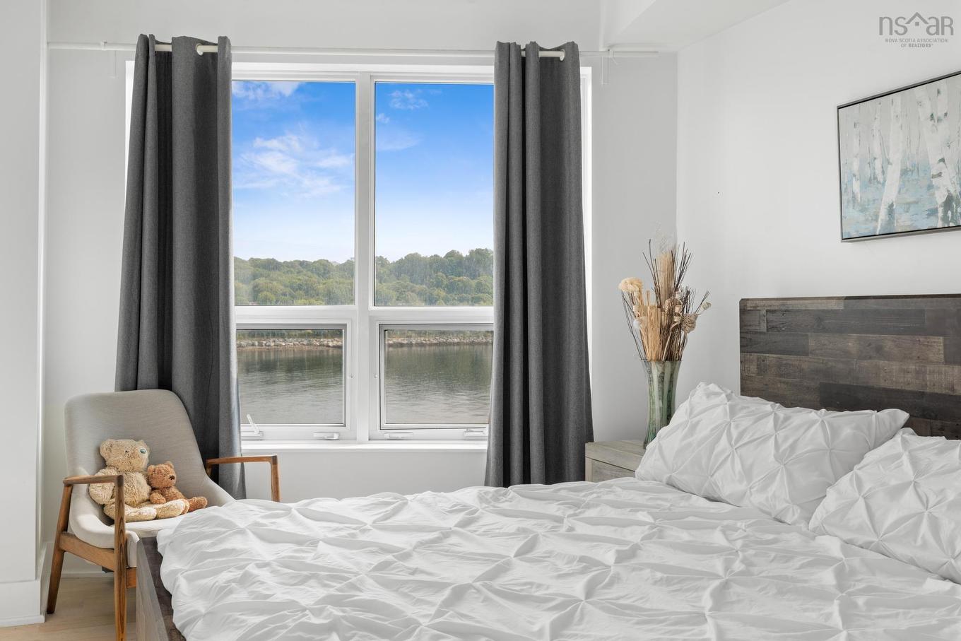 206 67 Kings Wharf Place, Dartmouth, NS