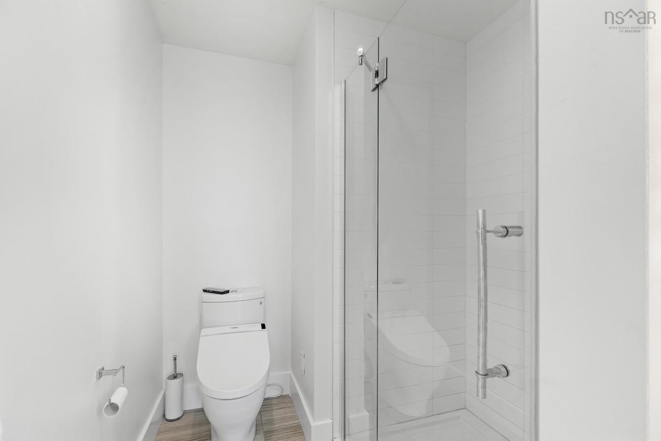 206 67 Kings Wharf Place, Dartmouth, NS