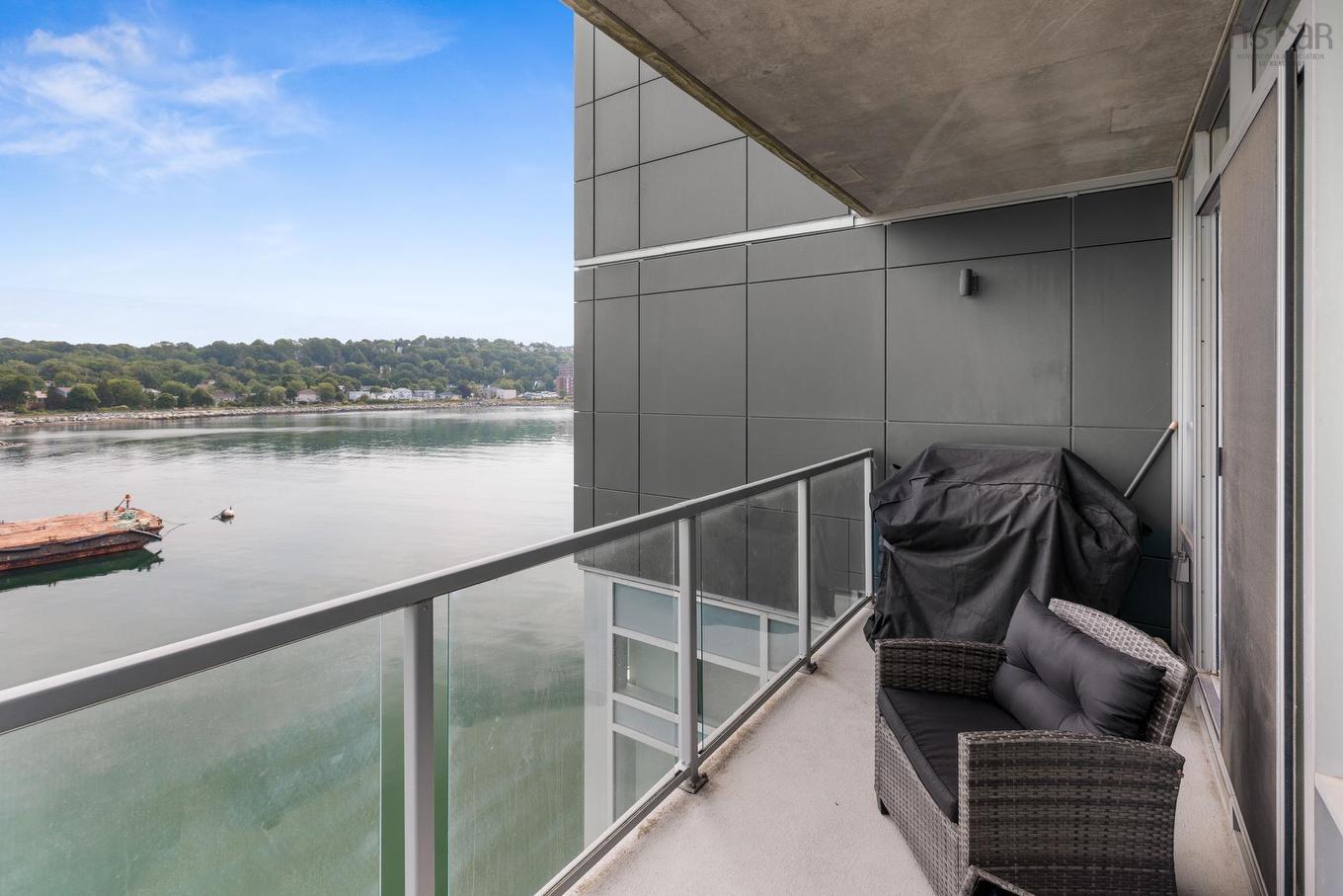 206 67 Kings Wharf Place, Dartmouth, NS